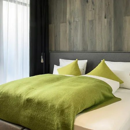 Отель Skihotel Galzig 4*